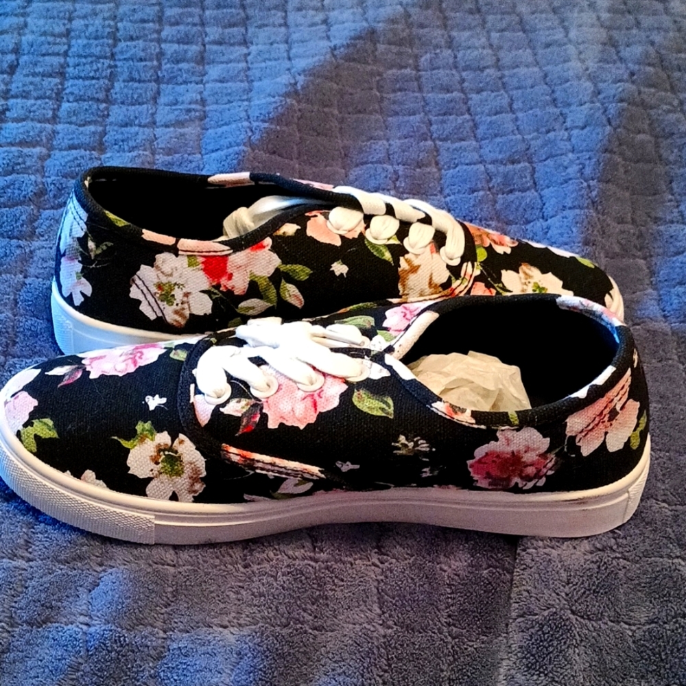Floral Print Shoes